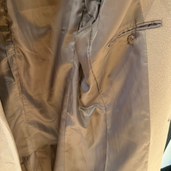 UNIQLO Tan Winter Coat - Picture 2 of 5